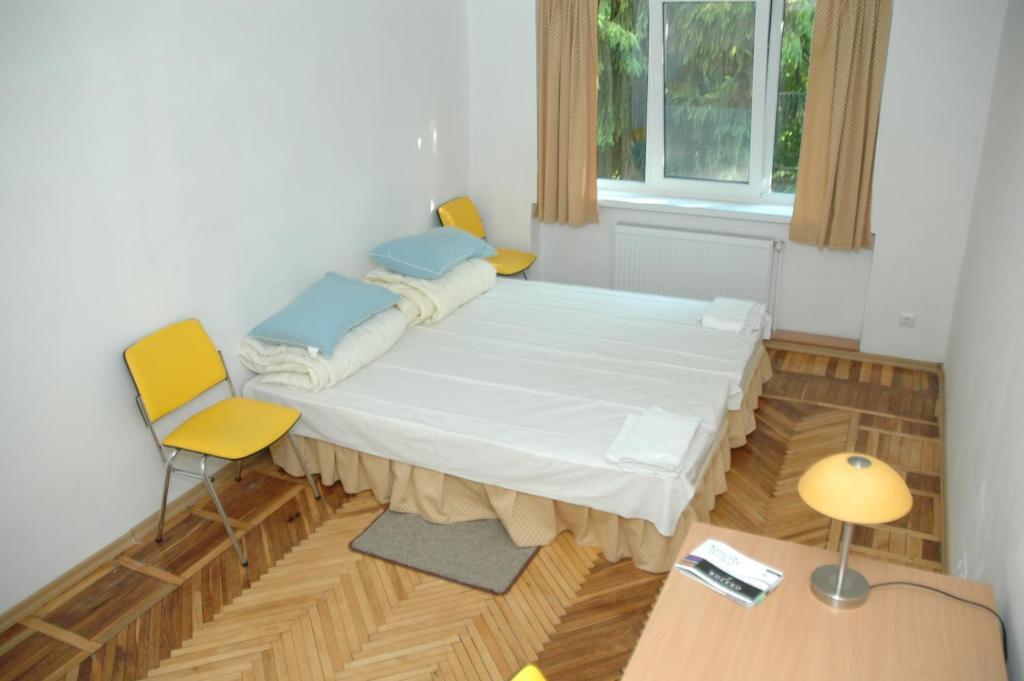 Yellow House Hostel ลวีฟ ห้อง รูปภาพ