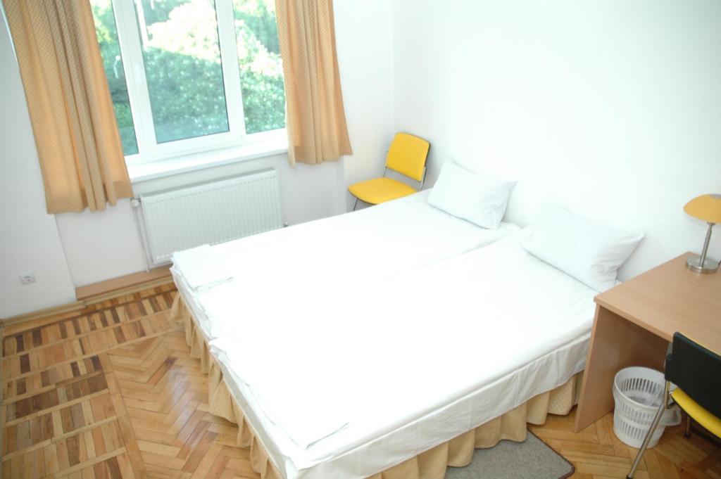 Yellow House Hostel ลวีฟ ห้อง รูปภาพ